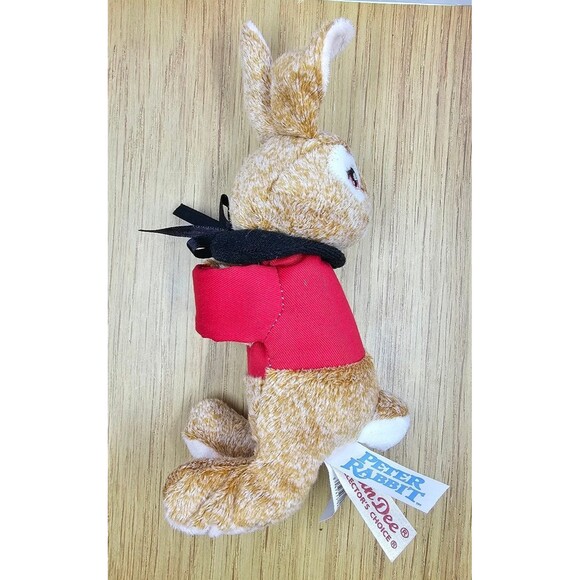 Peter Rabbit plush slap bracelet - Picture 2 of 4